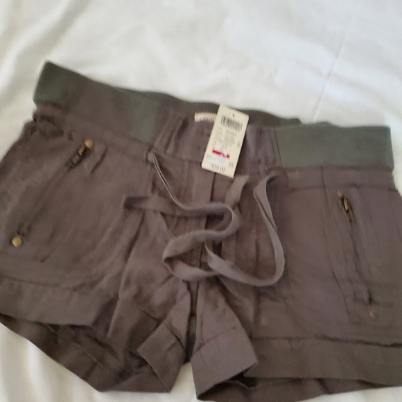 Short - Picture 8 of 11